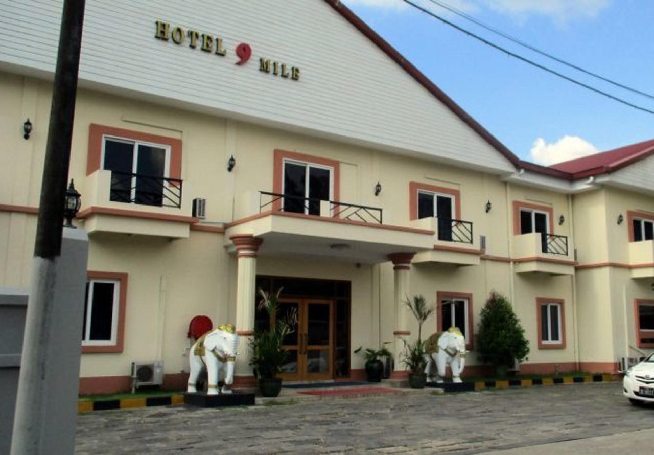 Hotel 9 Mile Yangon Eksteriør bilde
