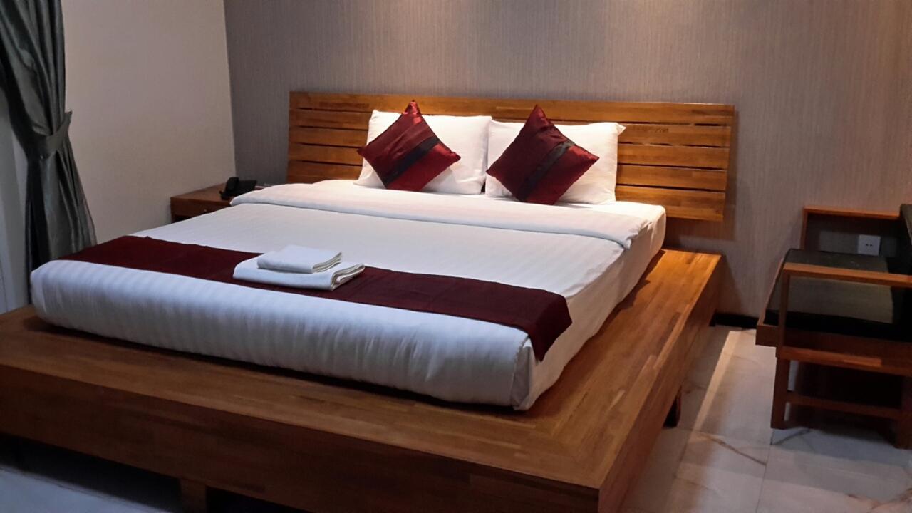 Hotel 9 Mile Yangon Eksteriør bilde