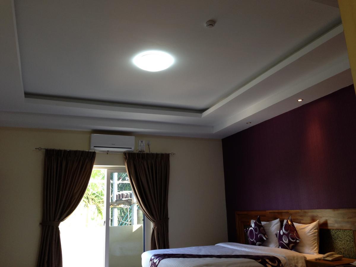 Hotel 9 Mile Yangon Eksteriør bilde