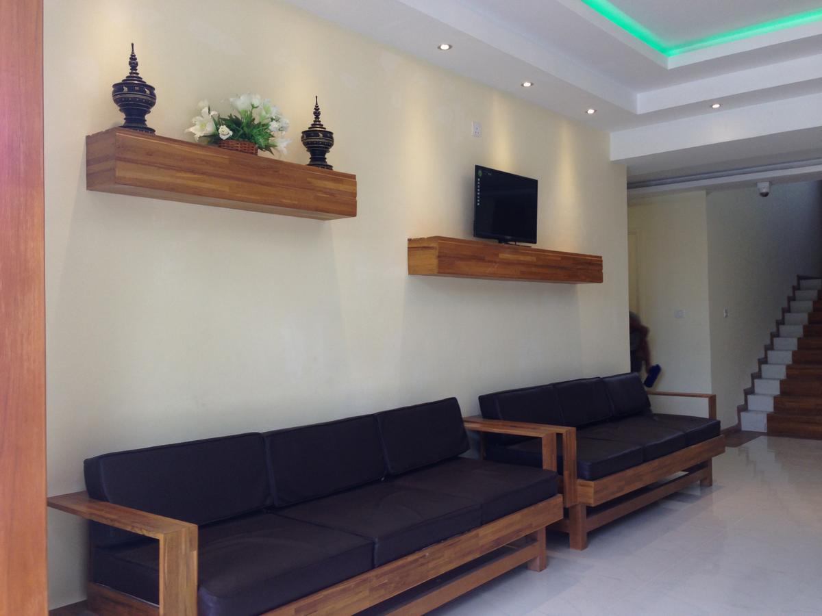 Hotel 9 Mile Yangon Eksteriør bilde