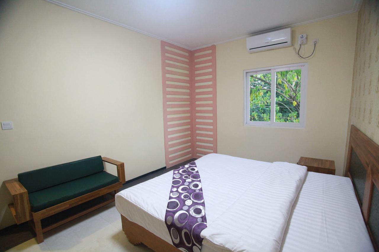 Hotel 9 Mile Yangon Eksteriør bilde